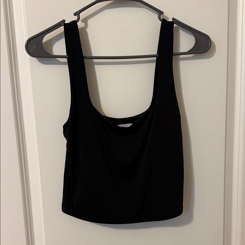 Black Sleeveless Women's Top